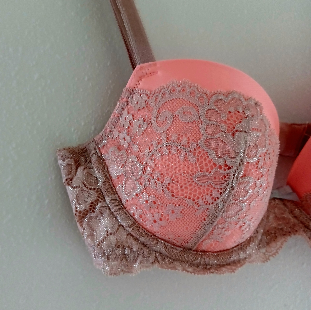 Victoria's Secret Dream Angels Lined Demi Bra, 32C - Picture 7 of 12
